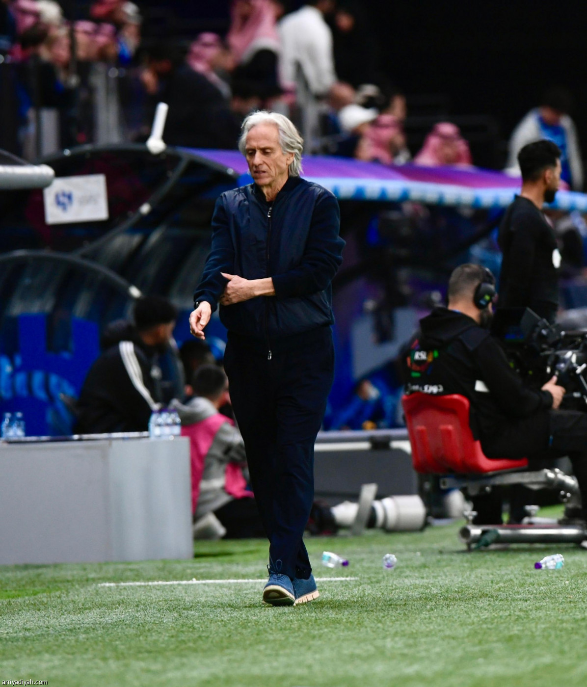 احتكاك.. طرد.. وورطة